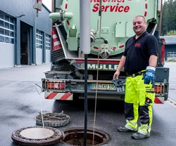 Werbekampagnen mit Fahrzeugen und geplanter Route